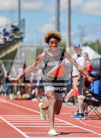 Thumbnail 2 in NYSPHSAA Outdoor Track & Field Championship (Triple Jump) photogallery.