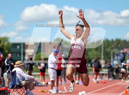 Thumbnail 2 in NYSPHSAA Outdoor Track & Field Championship (Triple Jump) photogallery.
