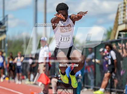Thumbnail 1 in NYSPHSAA Outdoor Track & Field Championship (Triple Jump) photogallery.