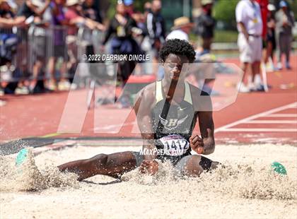 Thumbnail 1 in NYSPHSAA Outdoor Track & Field Championship (Triple Jump) photogallery.