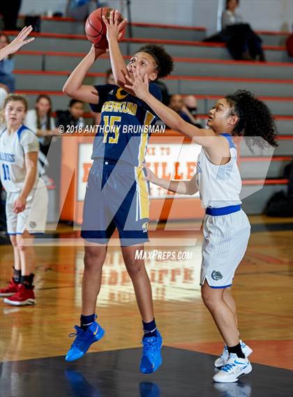 Thumbnail 3 in Inderkum vs. Folsom (Roseville Elite Showcase) photogallery.
