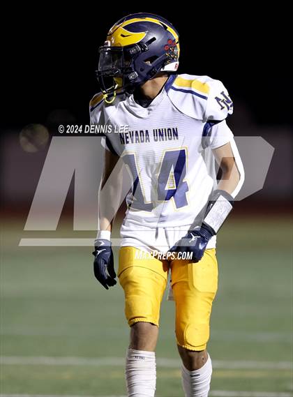 Thumbnail 2 in Nevada Union @ Del Campo photogallery.