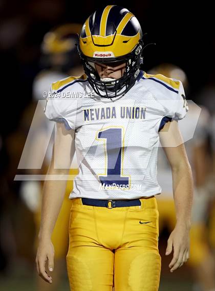 Thumbnail 2 in Nevada Union @ Del Campo photogallery.