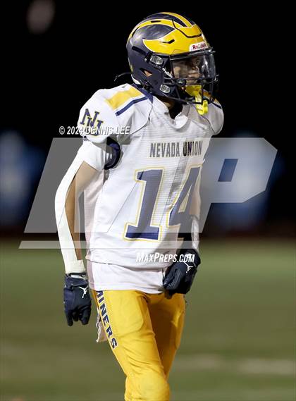 Thumbnail 2 in Nevada Union @ Del Campo photogallery.