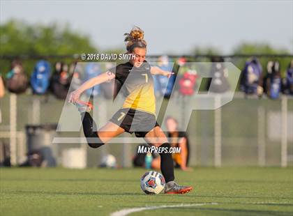 Thumbnail 1 in St. Teresa's Academy @ Park Hill (MSHSAA Class 4 Quarterfinal) photogallery.