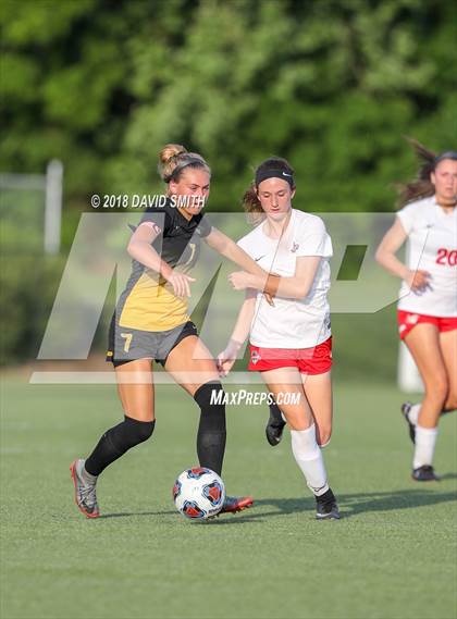 Thumbnail 3 in St. Teresa's Academy @ Park Hill (MSHSAA Class 4 Quarterfinal) photogallery.