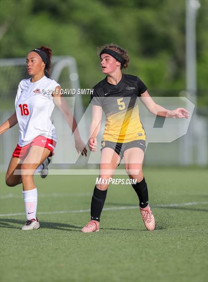 Thumbnail 1 in St. Teresa's Academy @ Park Hill (MSHSAA Class 4 Quarterfinal) photogallery.