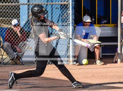 Thumbnail 1 in Newbury Park @ Agoura photogallery.