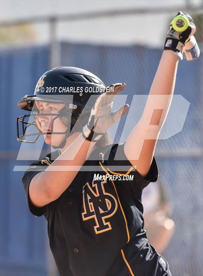 Thumbnail 2 in Newbury Park @ Agoura photogallery.