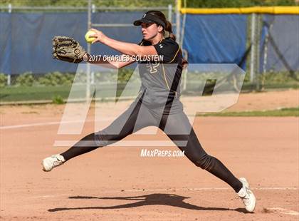 Thumbnail 1 in Newbury Park @ Agoura photogallery.