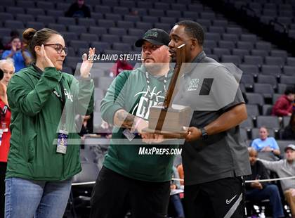Thumbnail 2 in Granada Hills Charter vs. Caruthers (CIF State D3 Final) photogallery.