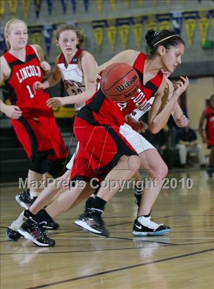 Thumbnail 2 in Lincoln vs. Bear River (Common Good Classic) photogallery.