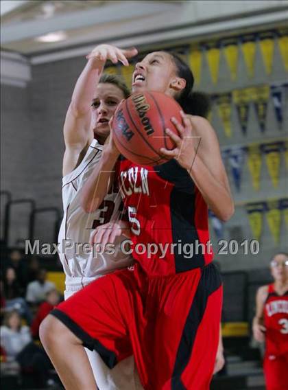 Thumbnail 3 in Lincoln vs. Bear River (Common Good Classic) photogallery.