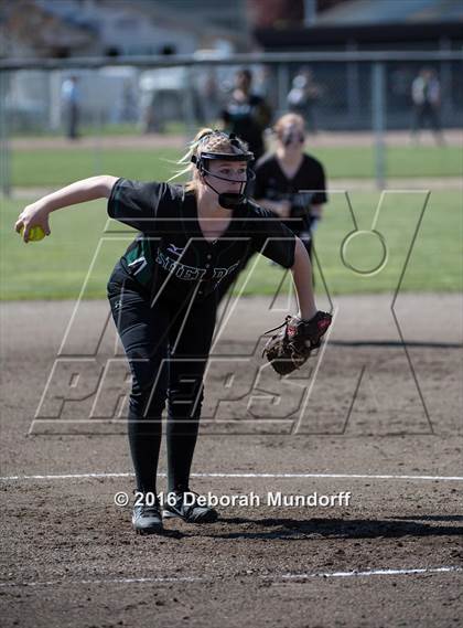 Thumbnail 3 in Sheldon @ South Medford photogallery.