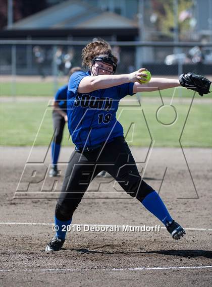 Thumbnail 3 in Sheldon @ South Medford photogallery.