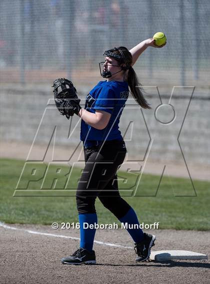 Thumbnail 3 in Sheldon @ South Medford photogallery.