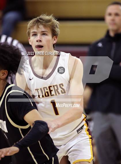 Thumbnail 2 in Seguin @ Dripping Springs photogallery.