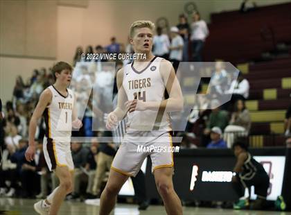 Thumbnail 2 in Seguin @ Dripping Springs photogallery.
