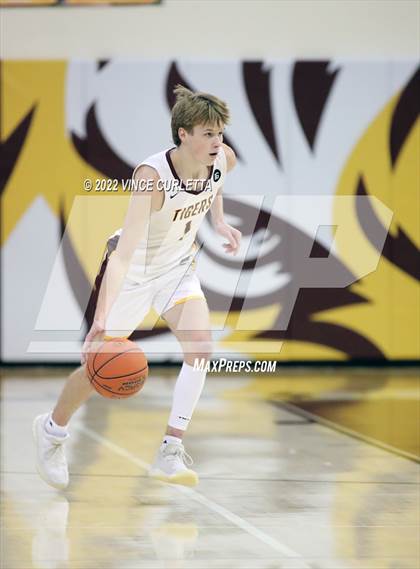 Thumbnail 3 in Seguin @ Dripping Springs photogallery.