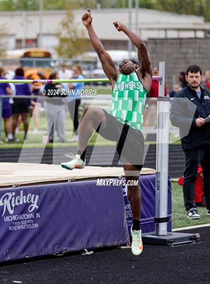 Thumbnail 1 in 2024 New Haven Relays  photogallery.