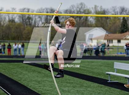 Thumbnail 3 in 2024 New Haven Relays  photogallery.