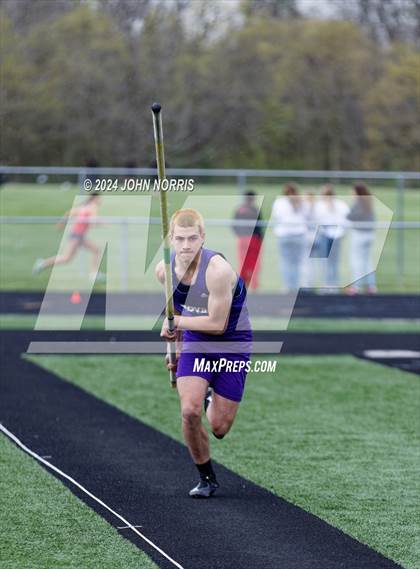 Thumbnail 1 in 2024 New Haven Relays  photogallery.