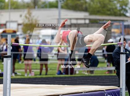 Thumbnail 2 in 2024 New Haven Relays  photogallery.
