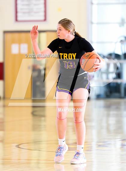 Thumbnail 3 in Troy @ Kingston photogallery.