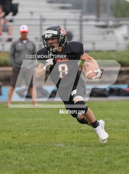 Thumbnail 2 in Post Falls @ Coeur d'Alene  White (Scrimmage) photogallery.