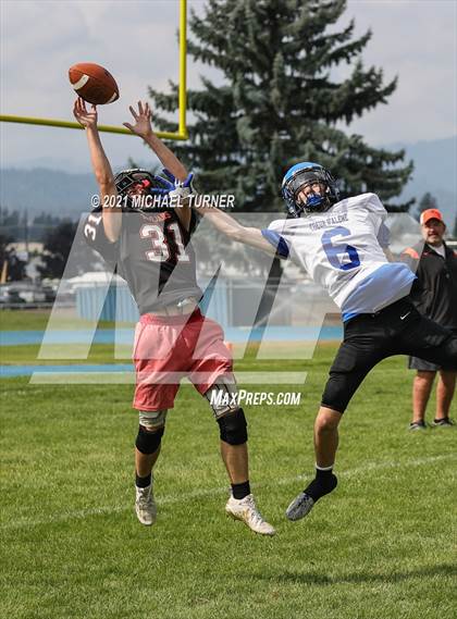 Thumbnail 3 in Post Falls @ Coeur d'Alene  White (Scrimmage) photogallery.