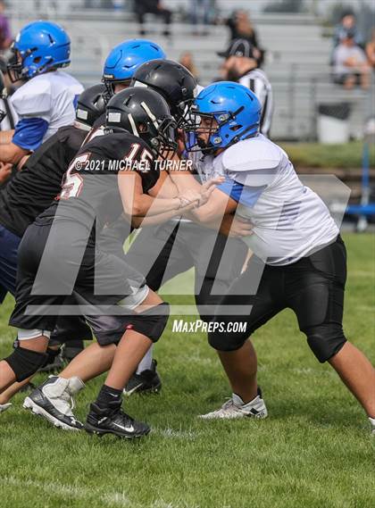 Thumbnail 1 in Post Falls @ Coeur d'Alene  White (Scrimmage) photogallery.