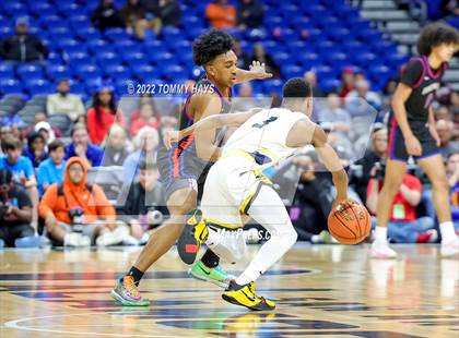 Thumbnail 3 in McKinney vs. Duncanville (UIL 6A State Final) photogallery.