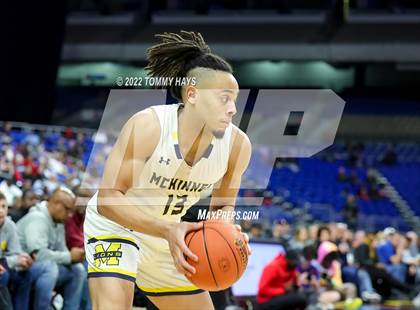 Thumbnail 2 in McKinney vs. Duncanville (UIL 6A State Final) photogallery.