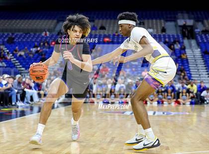 Thumbnail 3 in McKinney vs. Duncanville (UIL 6A State Final) photogallery.