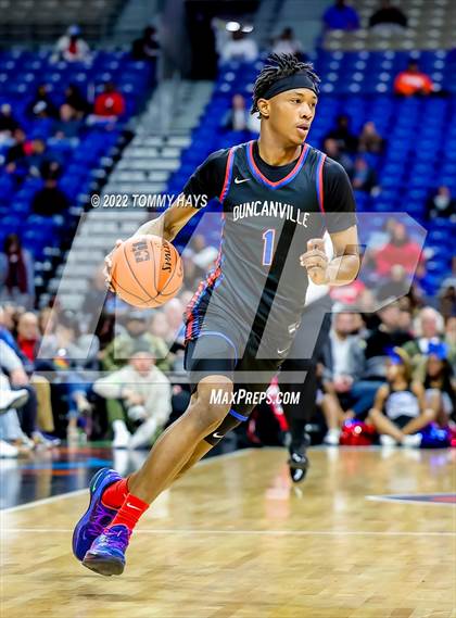Thumbnail 2 in McKinney vs. Duncanville (UIL 6A State Final) photogallery.