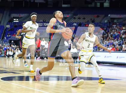 Thumbnail 3 in McKinney vs. Duncanville (UIL 6A State Final) photogallery.