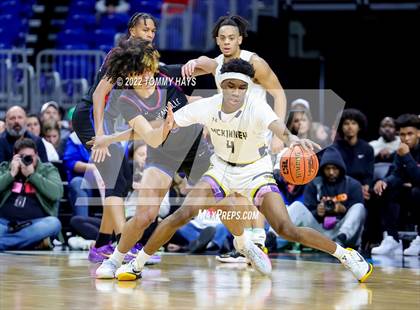 Thumbnail 3 in McKinney vs. Duncanville (UIL 6A State Final) photogallery.