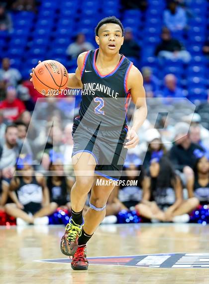 Thumbnail 2 in McKinney vs. Duncanville (UIL 6A State Final) photogallery.