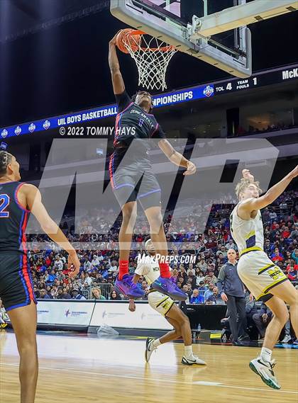 Thumbnail 3 in McKinney vs. Duncanville (UIL 6A State Final) photogallery.