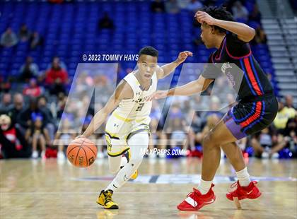 Thumbnail 1 in McKinney vs. Duncanville (UIL 6A State Final) photogallery.