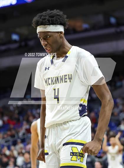 Thumbnail 2 in McKinney vs. Duncanville (UIL 6A State Final) photogallery.