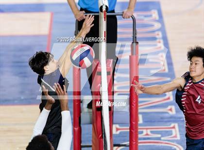 Thumbnail 3 in Sand Creek vs. Mesa Ridge photogallery.