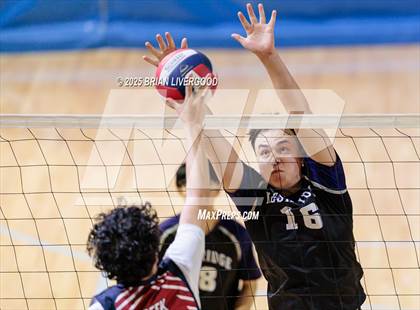 Thumbnail 1 in Sand Creek vs. Mesa Ridge photogallery.