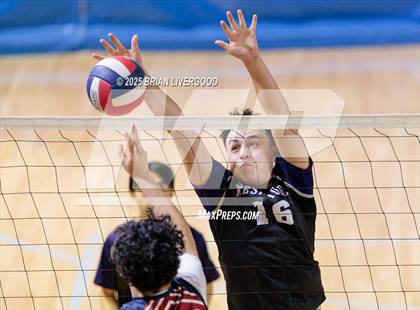 Thumbnail 2 in Sand Creek vs. Mesa Ridge photogallery.