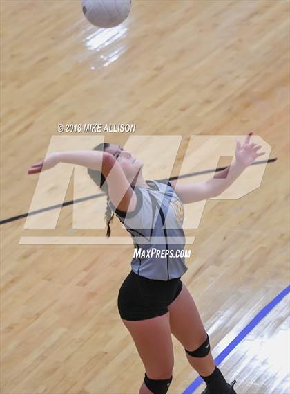 Thumbnail 1 in Hixson vs Sullivan Central (Choo Choo Classic Tournament) photogallery.