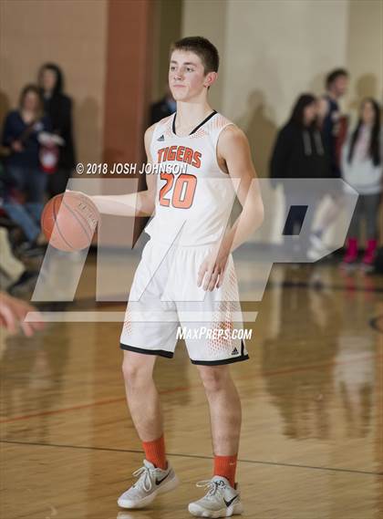 Thumbnail 3 in Unity @ Webster (WIAA D4 Regional Semifinal)  photogallery.