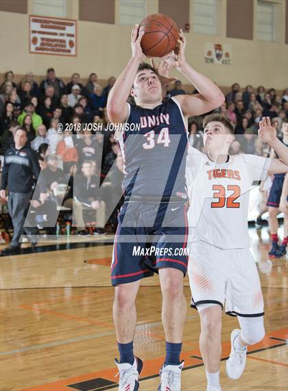 Thumbnail 2 in Unity @ Webster (WIAA D4 Regional Semifinal)  photogallery.