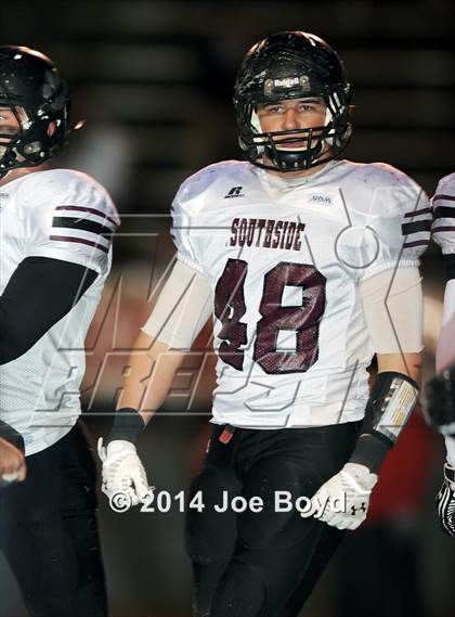 Thumbnail 3 in Decatur vs. Southside (AHSAA 6A Playoff) photogallery.