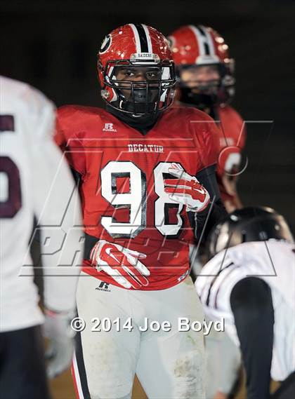 Thumbnail 1 in Decatur vs. Southside (AHSAA 6A Playoff) photogallery.
