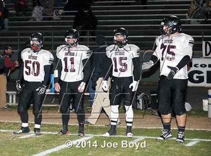 Thumbnail 2 in Decatur vs. Southside (AHSAA 6A Playoff) photogallery.